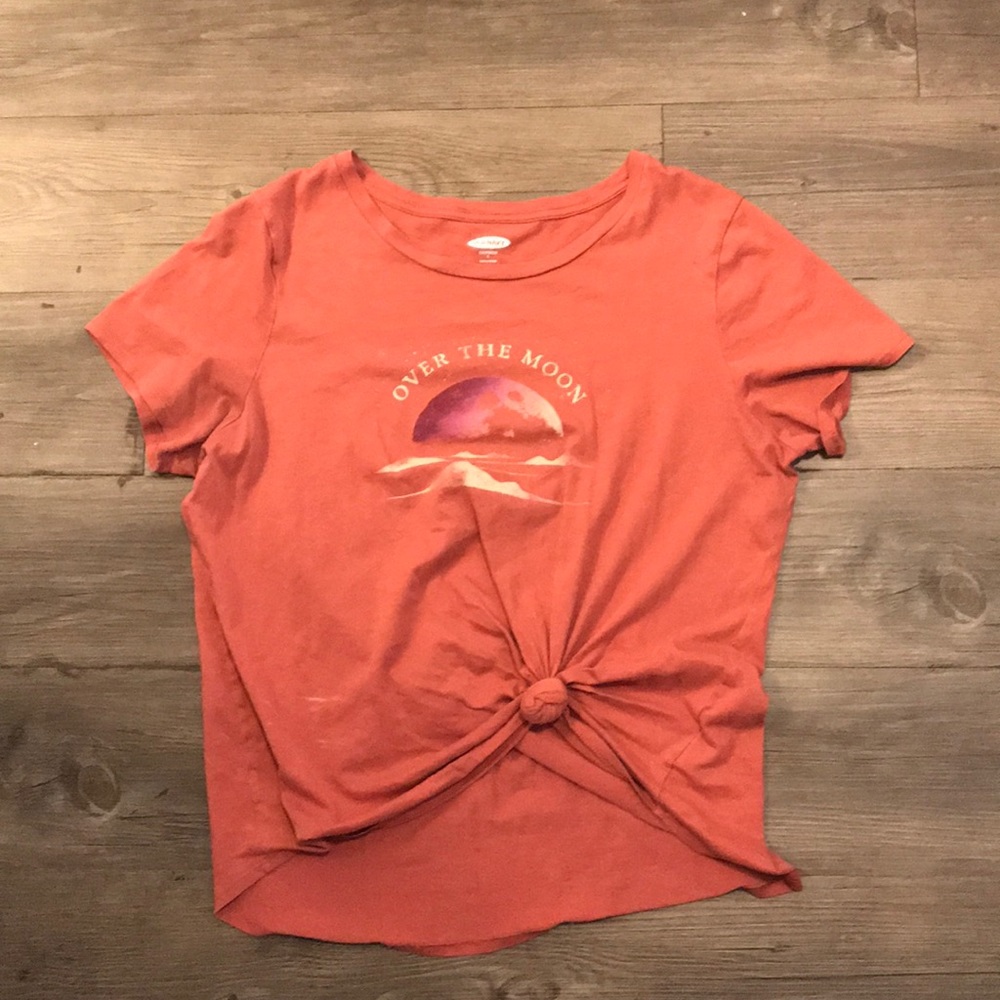 Old Navy Tee!